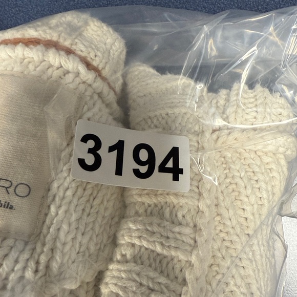 Pilcro Cable-Knit Tiger Icon Zip-Up Sweater - Picture 7 of 7